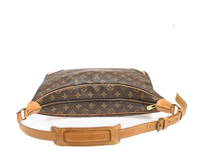 Louis Vuitton Boulogne Monogram Canvas 35 - vue 7