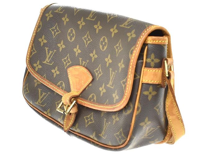 Louis Vuitton Sologne Monogram Canvas - view 3