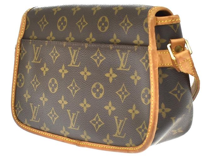 Louis Vuitton Sologne Monogram Canvas - view 4
