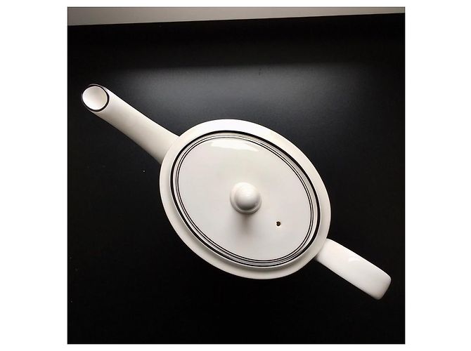 Vera Wang for Wedgwood Blanc et Noir Porcelain Teapot - view 4