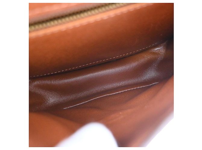Louis Vuitton Saint Cloud Monogram Canvas MM - vista 3