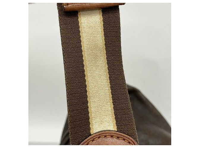 Louis Vuitton Onata Cuir Schultertasche GM - Ansicht 9