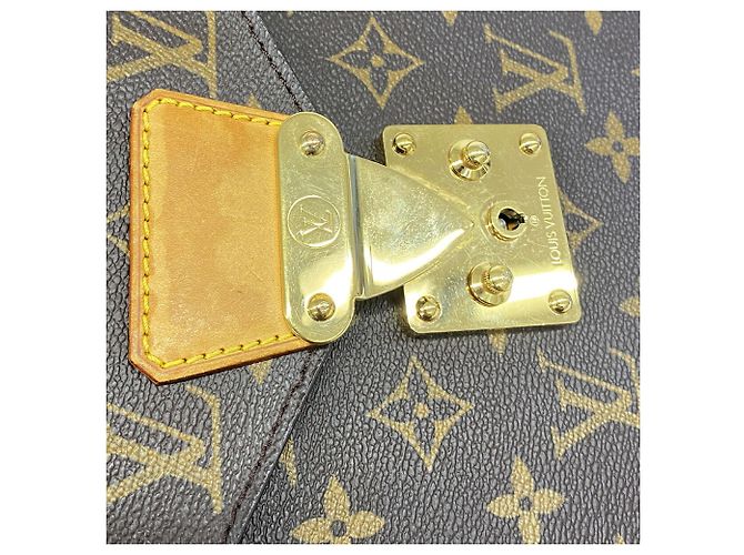 Louis Vuitton Monogram Conseiller Briefcase - view 8