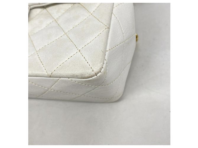 Chanel Matelassé Schultertasche mit Kette - Ansicht 6
