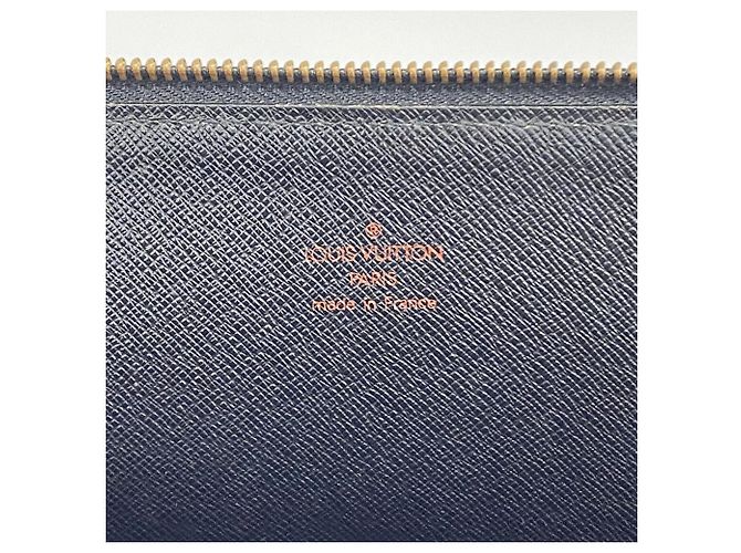 Louis Vuitton Epi Leather Clutch Bag - view 5
