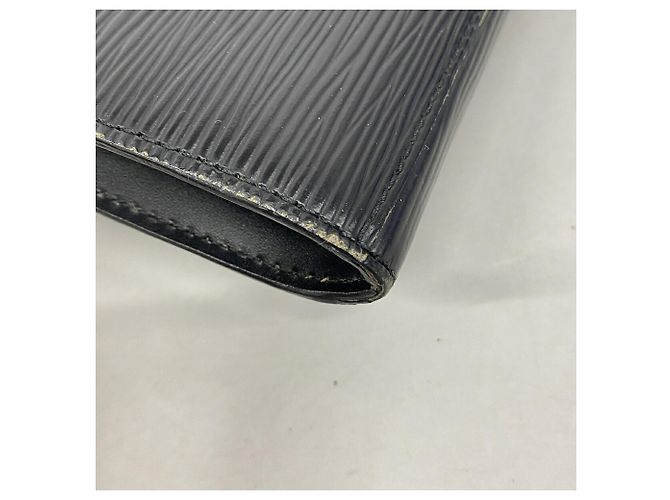 Louis Vuitton Epi Leather Clutch Bag - view 7