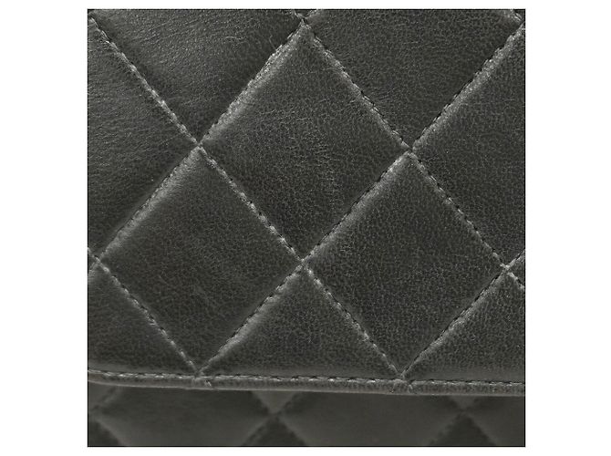 Borsa a tracolla con catena Chanel Matelassé - vista 7