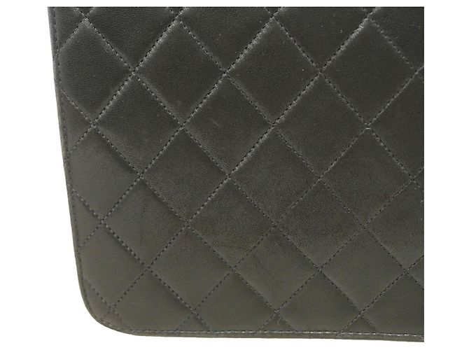 Borsa a tracolla con catena Chanel Matelassé - vista 8