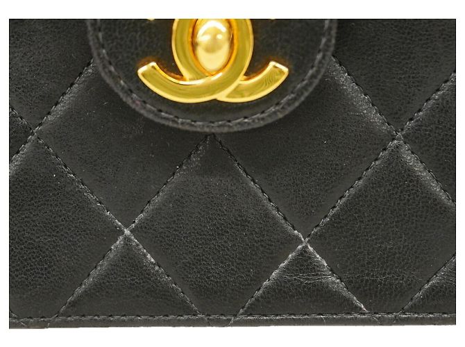 Borsa a tracolla con catena Chanel Matelassé - vista 9