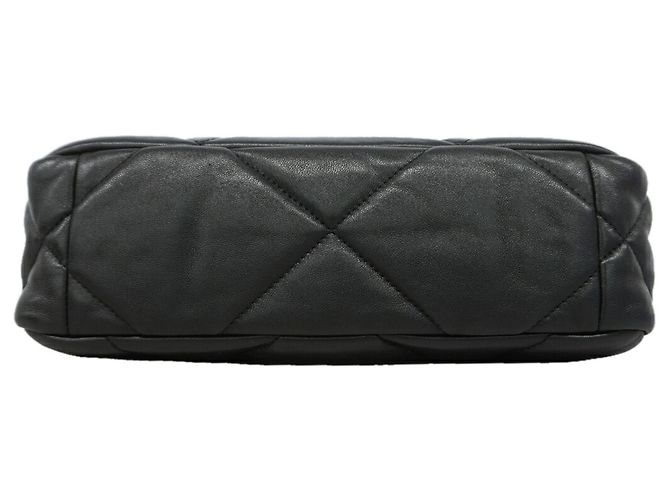Bolsa Chanel em pele de cordeiro - vista 3