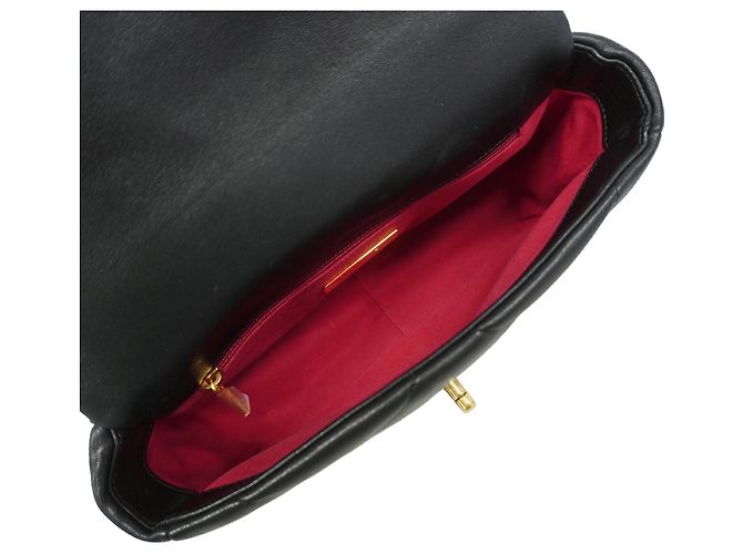 Bolsa Chanel em pele de cordeiro - vista 4