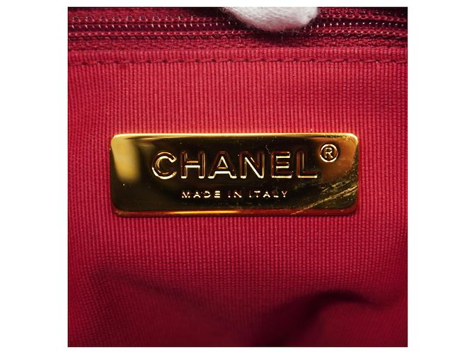 Bolsa Chanel em pele de cordeiro - vista 5