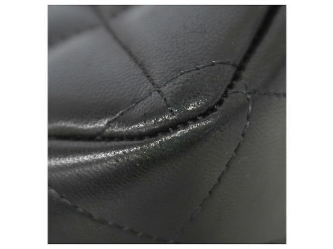 Borsa a tracolla Chanel in pelle d'agnello nera - vista 6