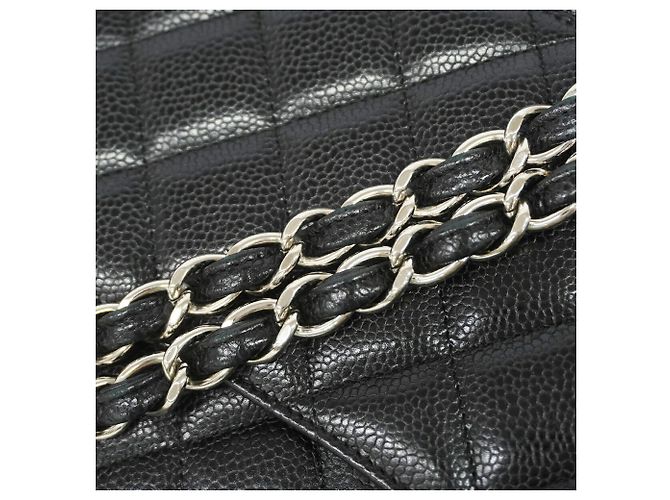 Bolsa de ombro Chanel em couro de bezerro grão preto - vista 7
