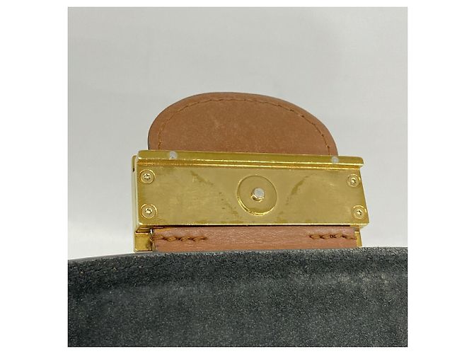 Sac à épaule Louis Vuitton Monogram Reverse Dauphine MM - vue 13