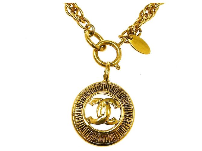 Pendente a medaglione rotondo vintage Chanel in metallo - vista 2