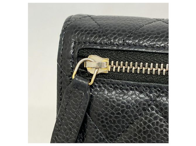 Portafoglio tri-fold Chanel in vitello granulato nero - vista 7