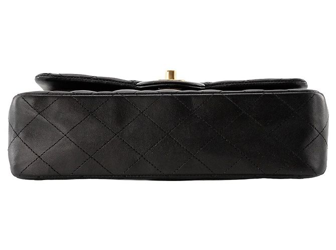 CHANEL - Borsa a tracolla Classique/Timeless 11.13 small Chanel in pelle liscia nera - vista 4