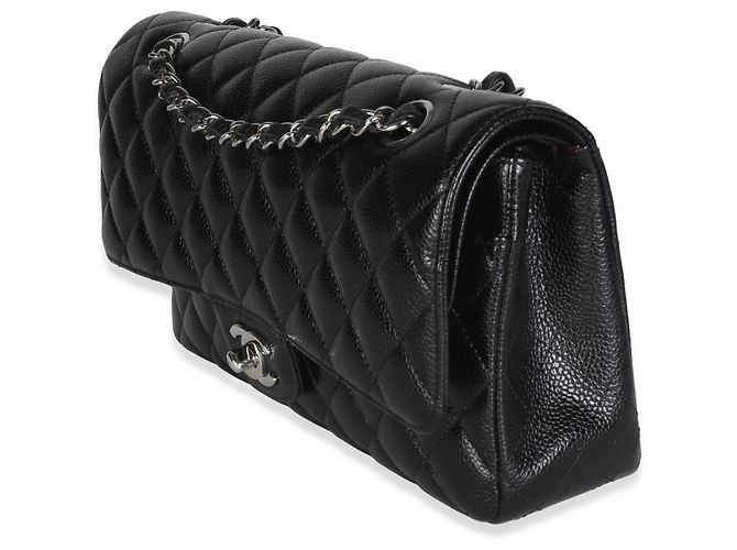 Gabrielle Borsa Chanel Medium Classic Double Flap in pelle caviar matelassé nera - vista 3