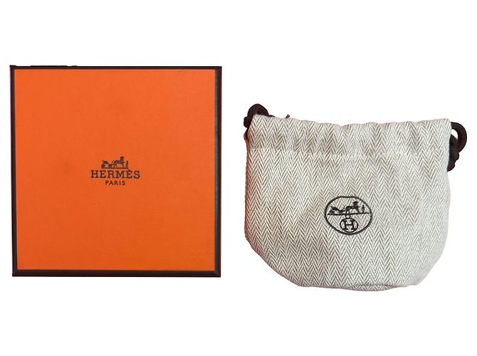 Bracciale rigido Hermès Medor in pelle Fauve - vista 4