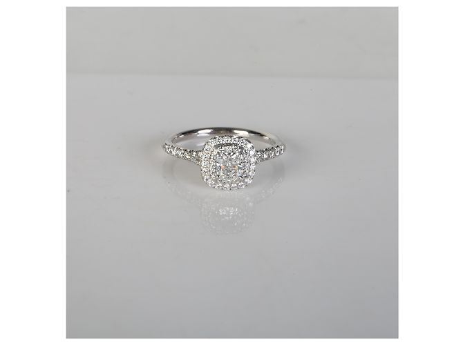 Anello di fidanzamento Tiffany & Co. Soleste in diamante Cushion Modified 0.36 ct - vista 6
