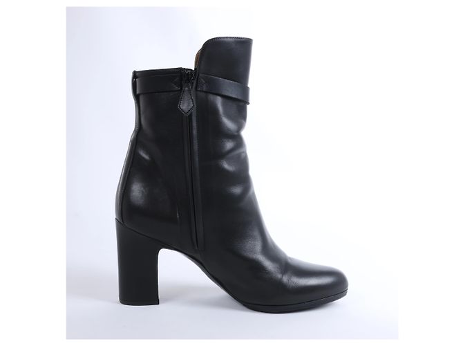 Hermès Juez Black Leather Ankle Boots EU 38 - view 2
