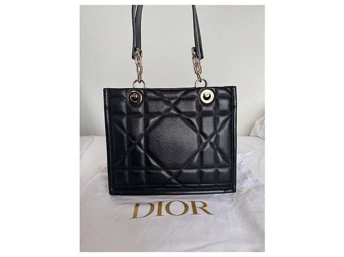 Dior Lady Dior Essential S Cal Borsa a mano in pelle nera - vista 2