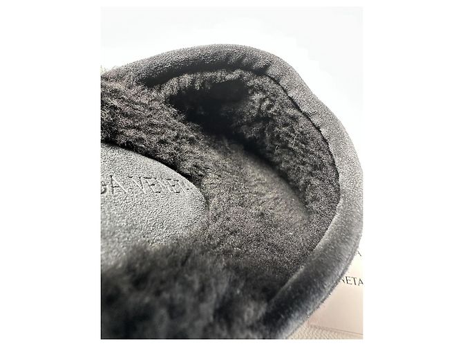 Bottega Veneta – Black Suede Snap Mules – Size 40 - vista 12