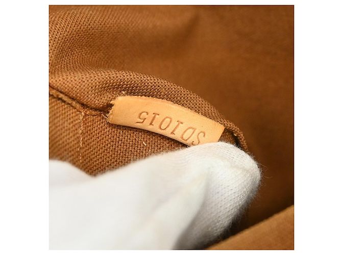 Sac Batignolles en toile Monogram Louis Vuitton Vertical - vue 5