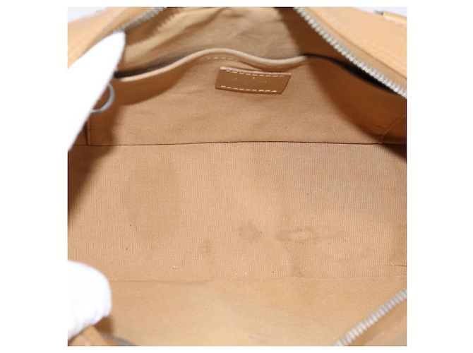 Mat Shelton Monogram Vernis Louis Vuitton - vista 5