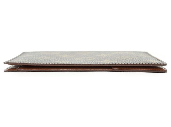 Louis Vuitton Capa de Passaporte Monogram Couverture - vista 4