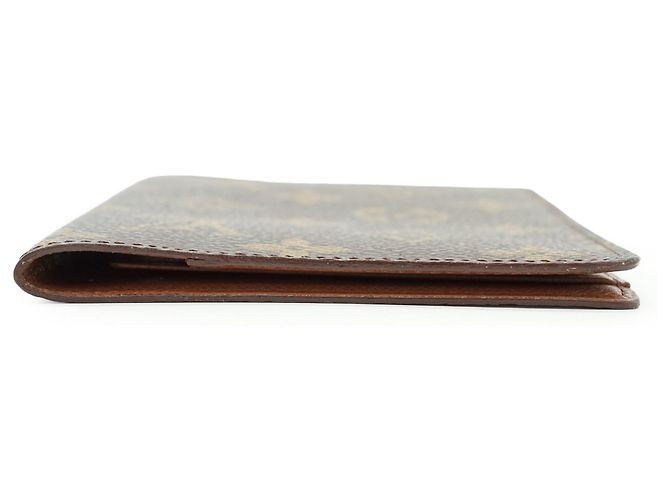 Louis Vuitton Capa de Passaporte Monogram Couverture - vista 6