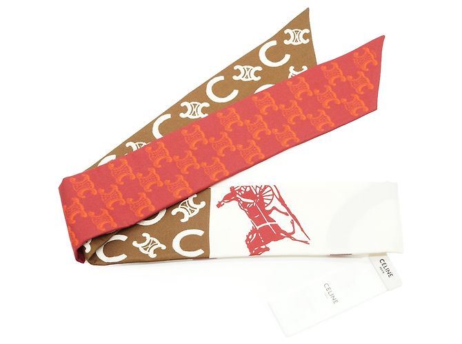 Céline Lavallière in seta twill Heritage Monogram Triomphe C - vista 5