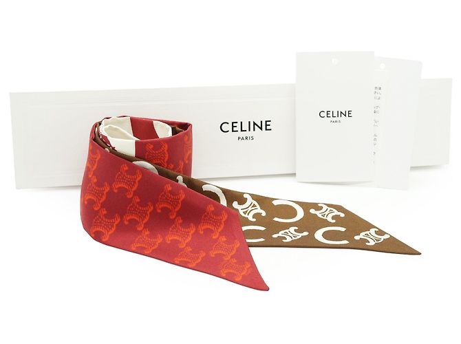 Céline Lavallière in seta twill Heritage Monogram Triomphe C - vista 9