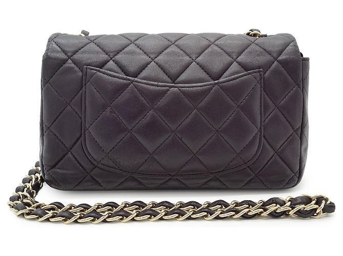 Chanel Mini Schultertasche aus gestepptem Lammleder mit einfacher Klappe und Kette - Ansicht 2