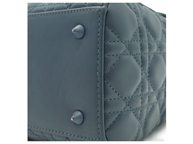 Lady Dior Media Cannage Pelle di Vitello Ultra Opaca - vista 8