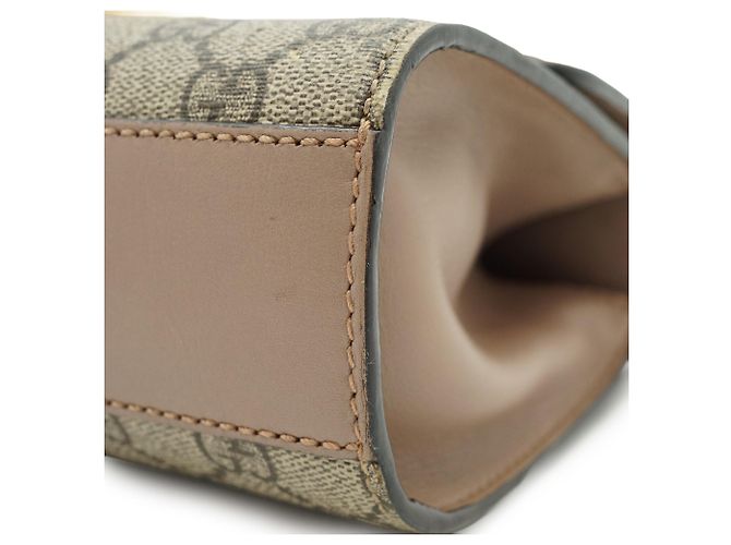 Padlock Gucci Borsa a spalla piccola GG Supreme con borchie e lucchetto decorato con perle - vista 8