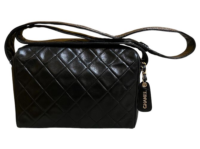 Camera Bolsa de câmera em couro de cordeiro matelassado CC da Chanel 1996 - vista 3