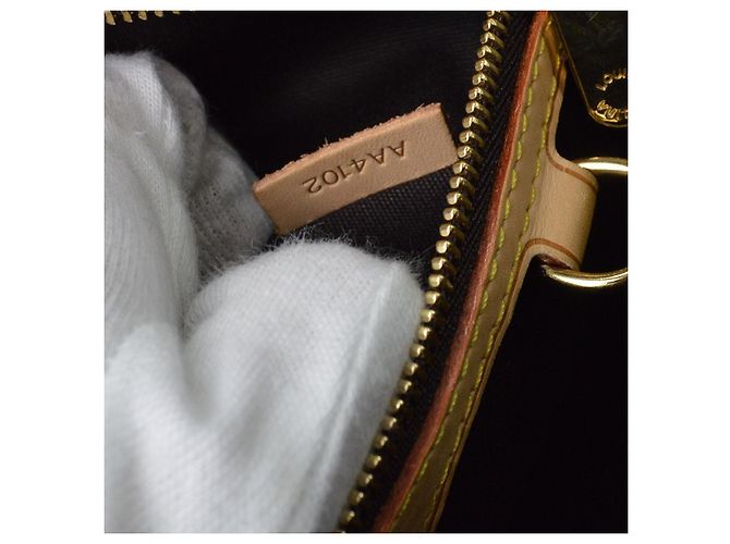 Louis Vuitton Brea Monogram Vernis MM - vista 5