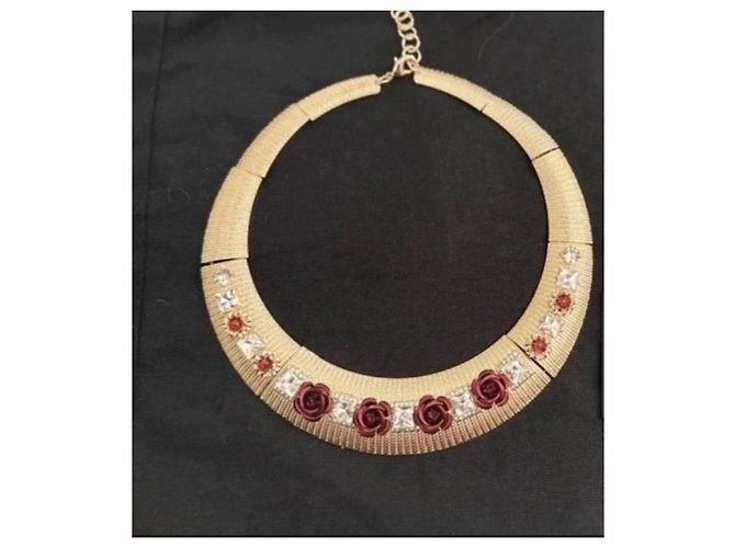 Colar Dolce & Gabbana com Rosas e Cristais - vista 12