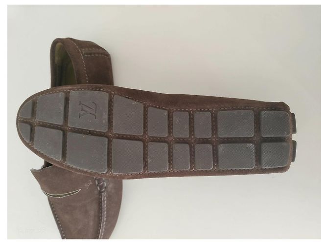 Louis Vuitton Mocassins en Daim Marron - vue 8