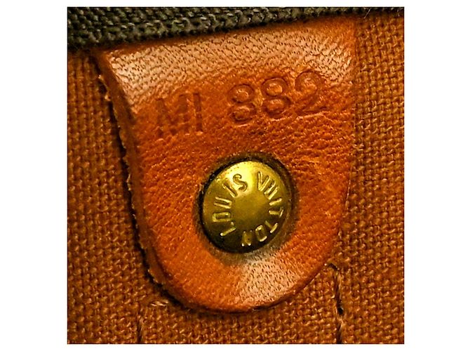 Louis Vuitton Keepall Monogram Canvas 55 - vista 5