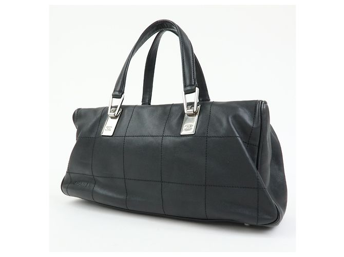 Chanel Boston de Couro Matelassê CC Quadrado XL - vista 3
