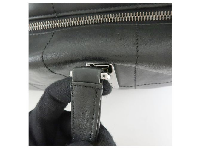 Chanel Boston de Couro Matelassê CC Quadrado XL - vista 7