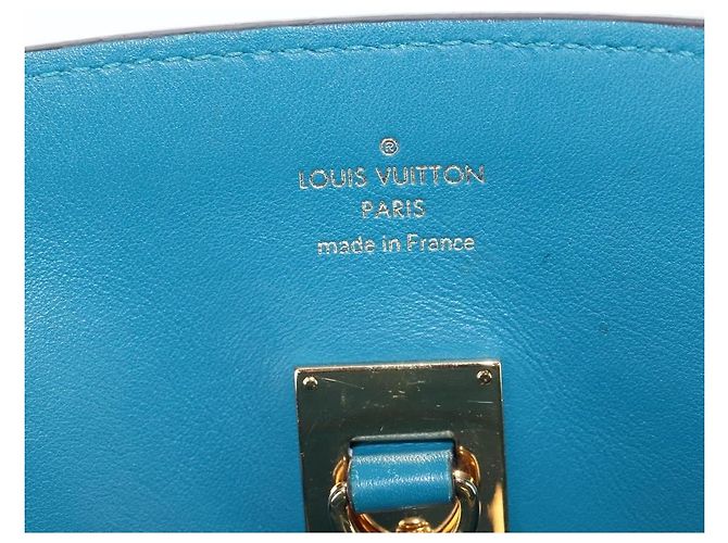 Louis Vuitton Milla Veau Nuage Calfskin MM - vista 6