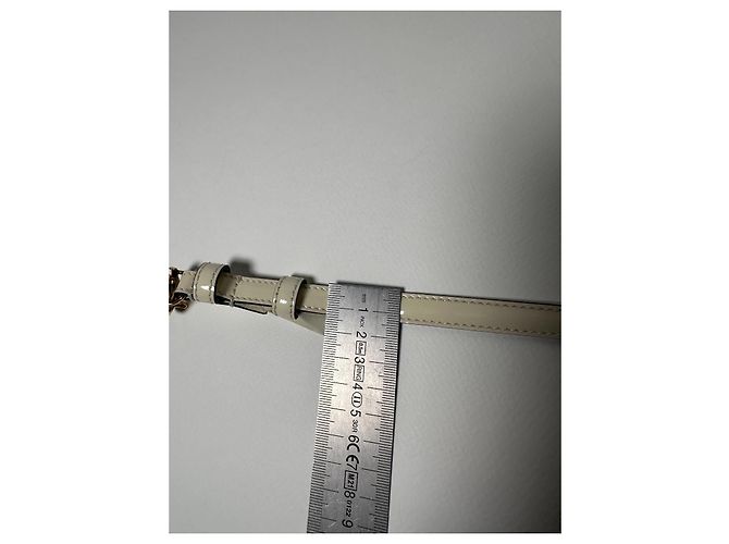 Gucci – Slim Ivory Patent Leather Belt with GG Buckle – Size 95 - vista 11