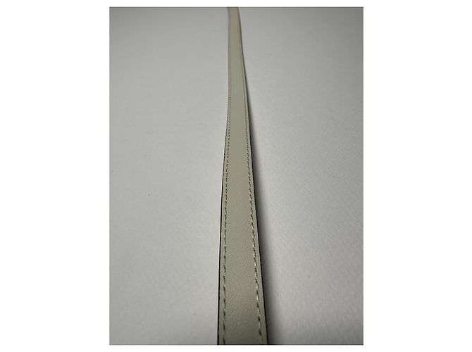 Gucci – Slim Ivory Patent Leather Belt with GG Buckle – Size 95 - vista 4