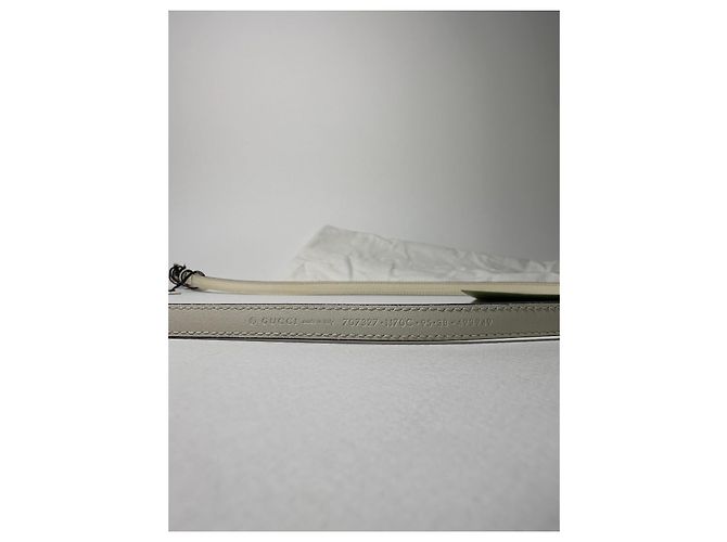Gucci – Slim Ivory Patent Leather Belt with GG Buckle – Size 95 - vista 5