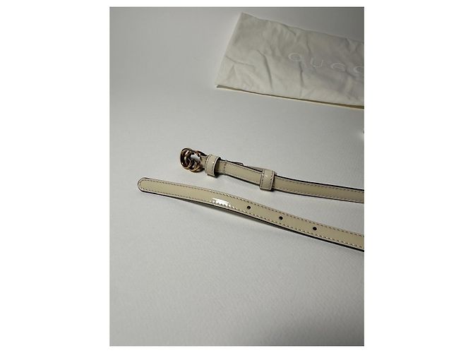 Gucci – Slim Ivory Patent Leather Belt with GG Buckle – Size 95 - vista 6
