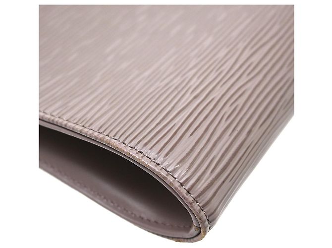 Louis Vuitton Saint Tropez Epi Leather - vue 6